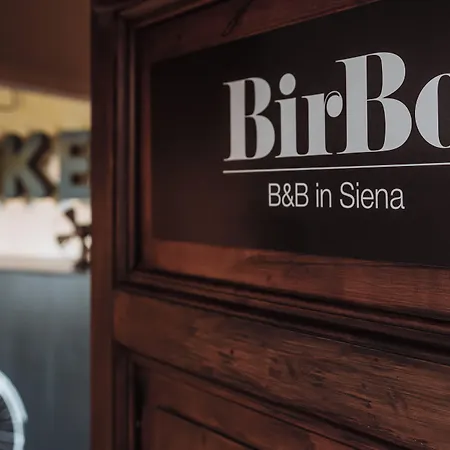 לינה וארוחת בוקר Birbo Bike Hospitality 4*