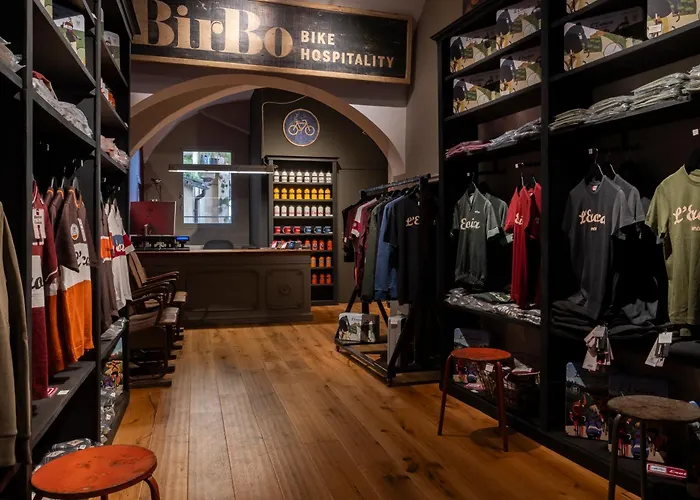Birbo Bike Hospitality 住宿加早餐酒店 4*