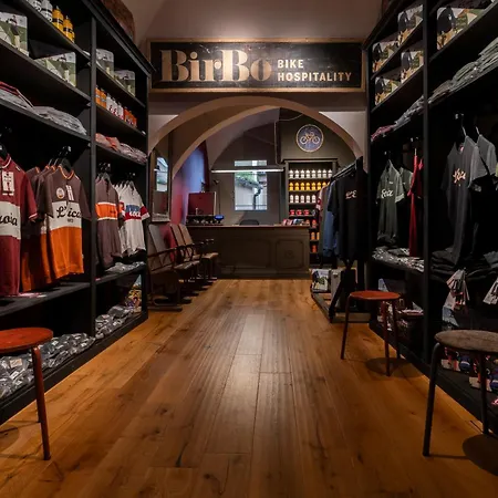 Birbo Bike Hospitality فندق مبيت وإفطار *